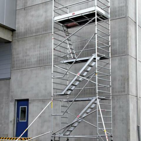 RS Tower 52-T Treppengerüst